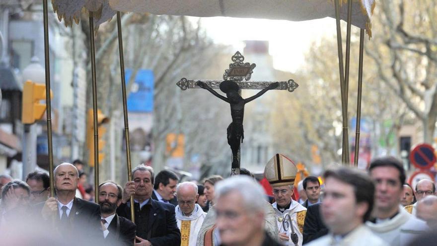 La processó de la festa del Sant Crist en una de les edicions anteriors | PARRÒQUIA DE SANTA MARIA