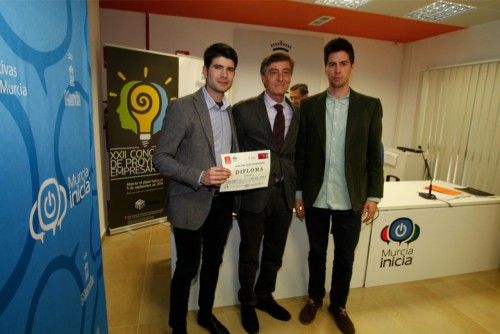 Entrega de los premios Cátedra de Emprendedores de la UMU en el CIM-M