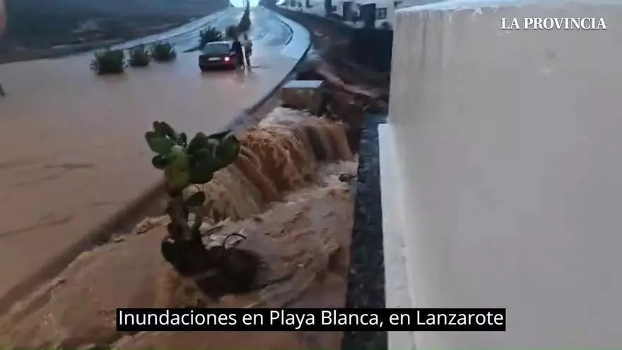 Inundaciones en Playa Blanca, en Lanzarote, por la borrasca Therese