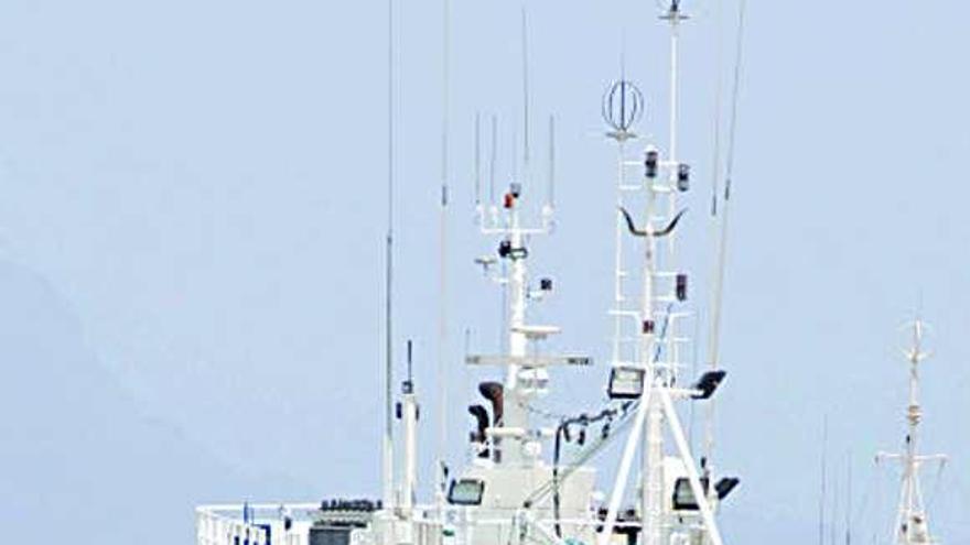 El cocinero de un barco mata en alta mar a un marinero de Marín