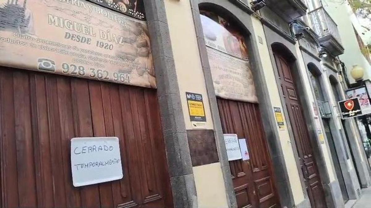 Imagen de archivo de la panadería Miguel Diaz, en Viera y Clavijo, cerrada tras una resolución municipal.