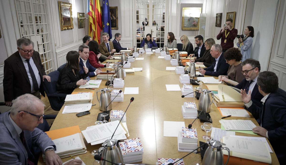 Junta de síndics celebrada este martes en las Corts.