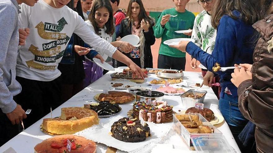 Un concurso gastronómico fomenta la colaboración en el IES Ipagro