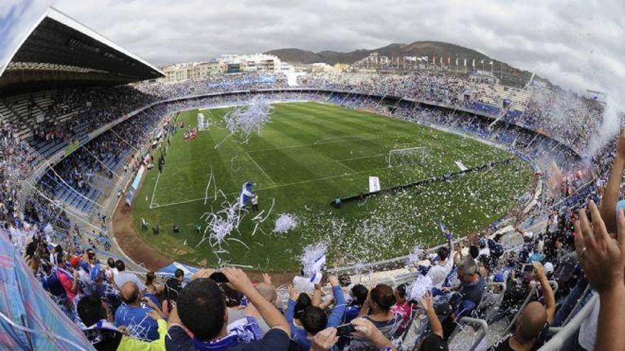 Pretemporada del CD Tenerife con la plantilla en construcción