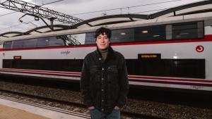 Adrián Sánchez de la Blanca, superviviente del 11-M, en la estación de Santa Eugenia.