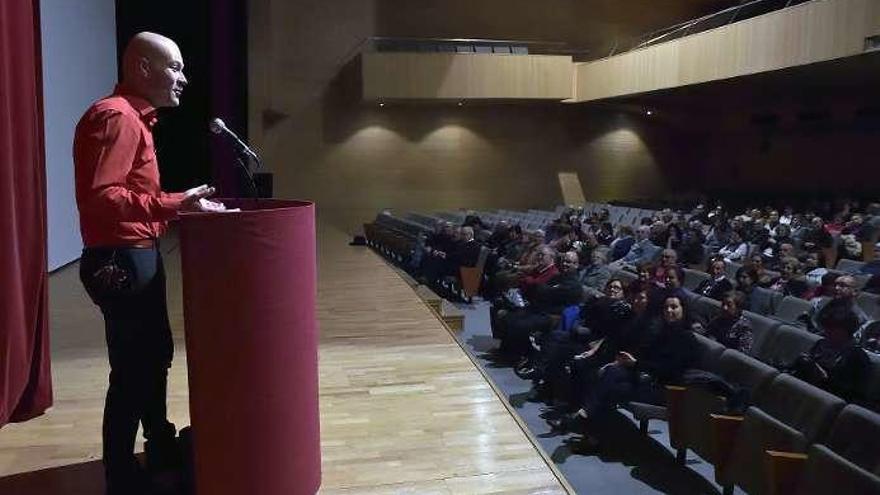 Borja Brun, en la presentación del vídeo.