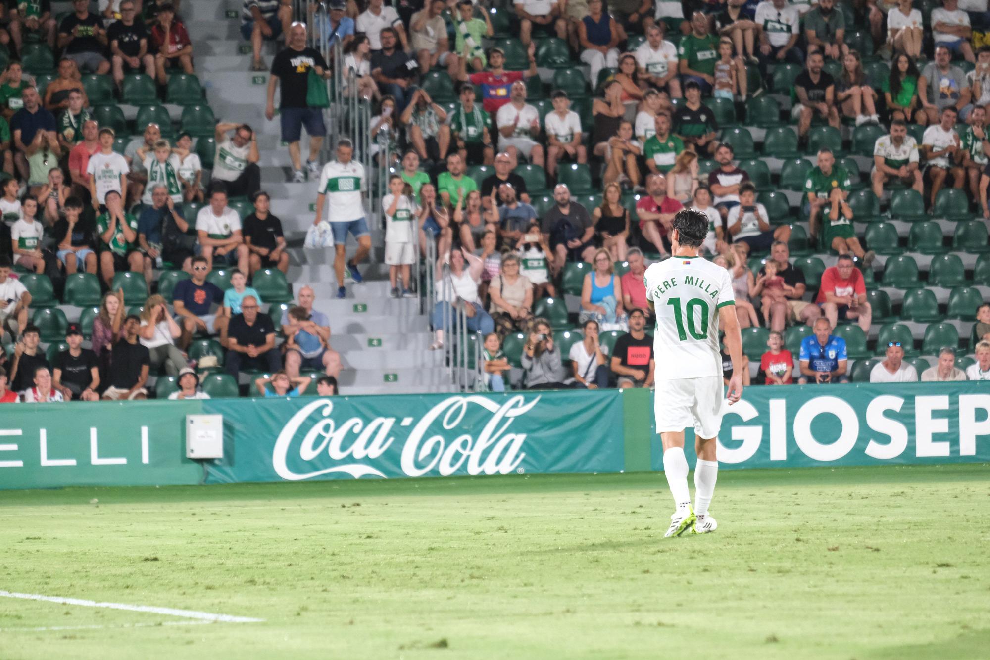 Las mejores imágenes del Elche CF - Parma Calcio 1913 del trofeo "Festa d´Elx"