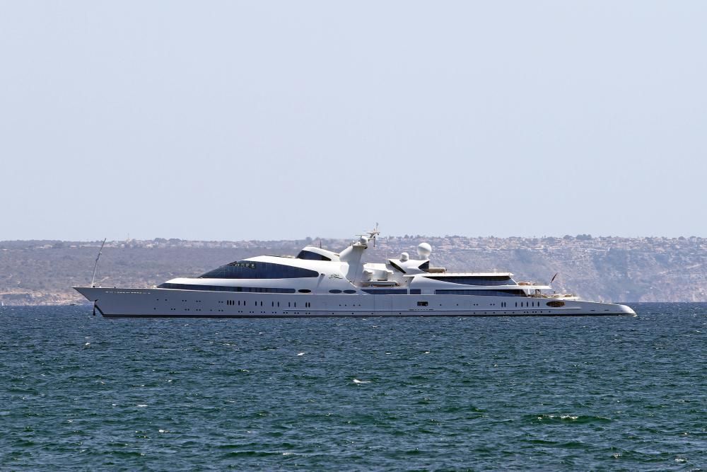 Yacht Yas Mallorca