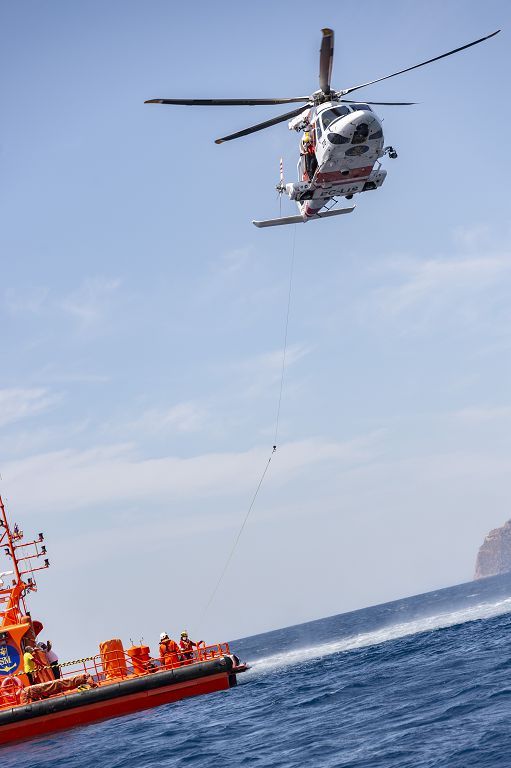 Simulacro rescate Salvamento Marítimo y cruz roja