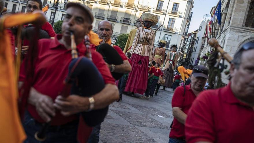 Desfile inaugural de las Ferias y Fiestas de San Pedro Zamora 2019.