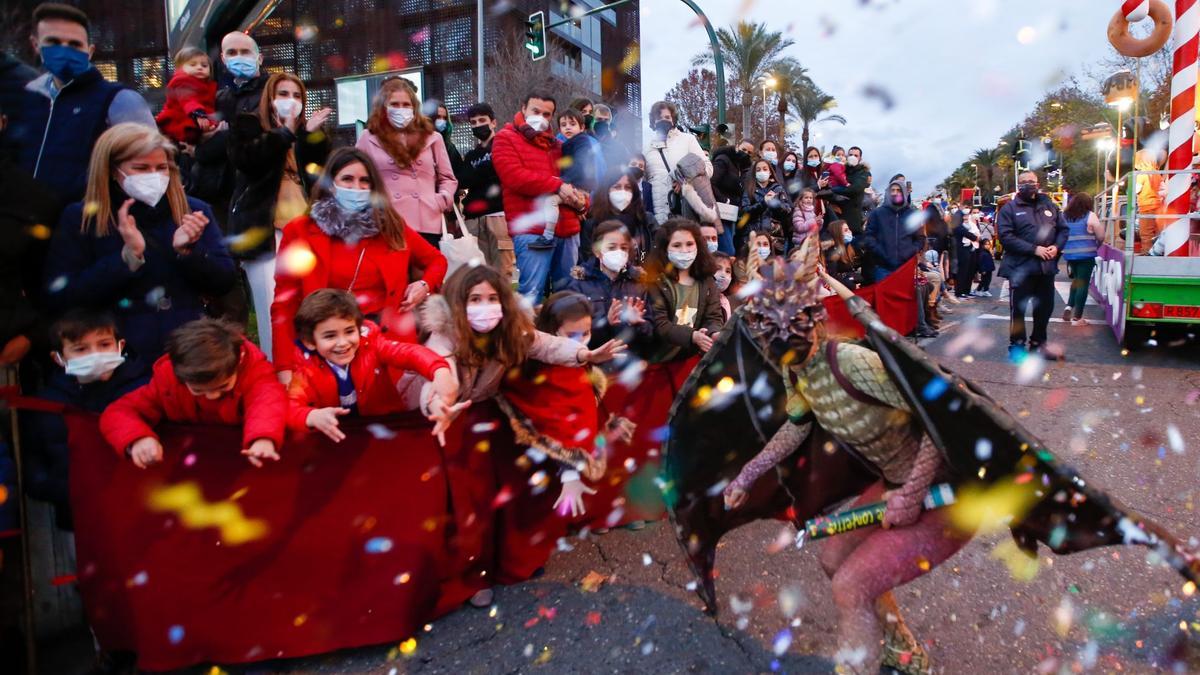 Los Reyes Magos reparten ilusión por Córdoba