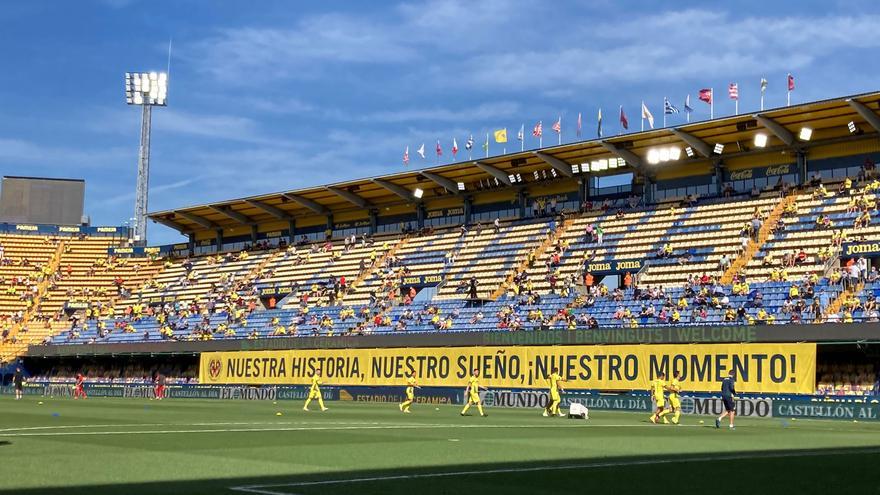El Villarreal ha recibido una sentida ovación en el regreso del público