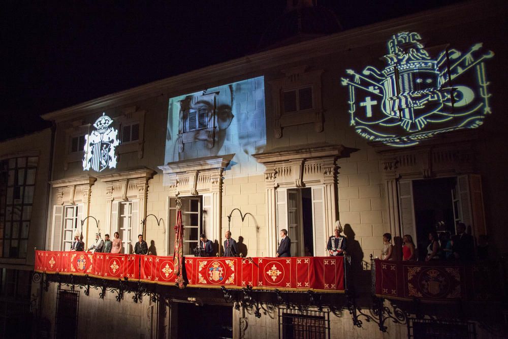 Exhibición del Pájaro Oriol en Orihuela