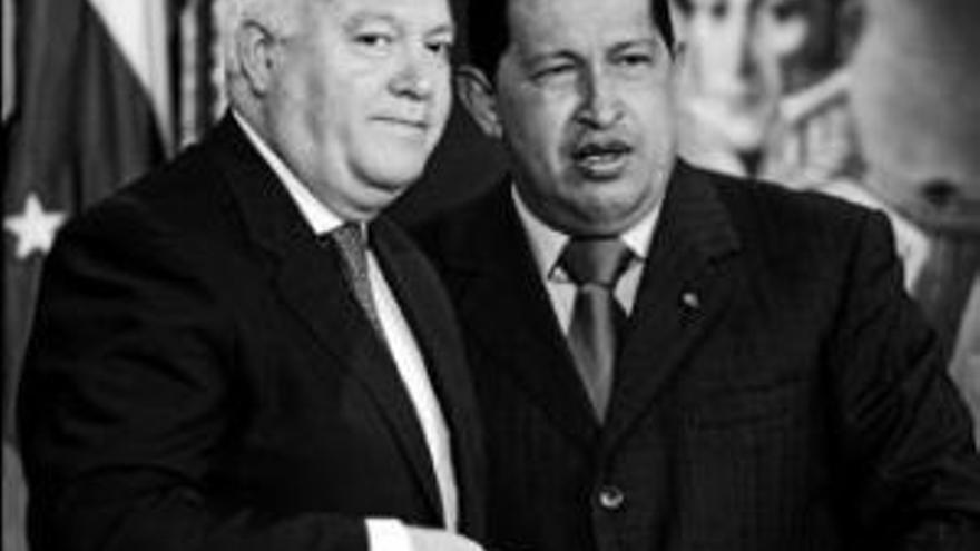 España insta a Chávez a aclararsi Caracas es cómplice de ETA