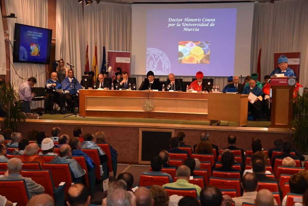 Raimundo González, Doctor Honoris Causa por la UMU