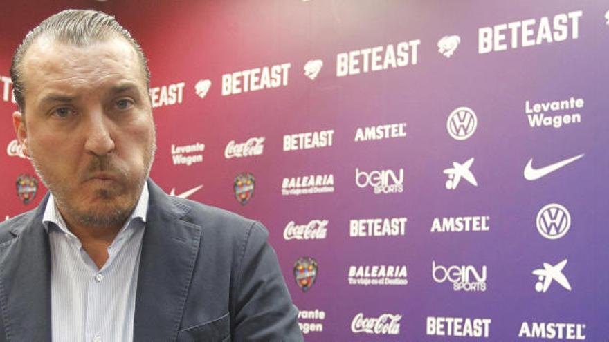 El nuevo entrenador debutará el miércoles