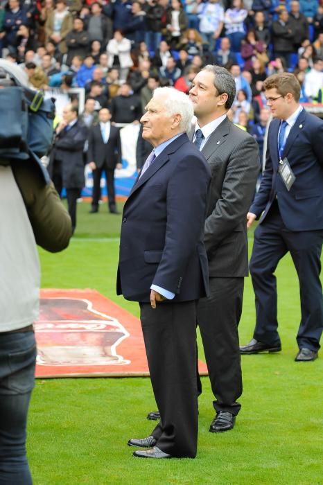 Homenaje a Arsenio en Riazor