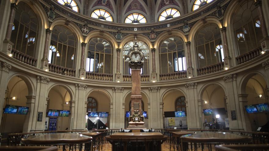 Interior del Palacio de la Bolsa de Madrid.