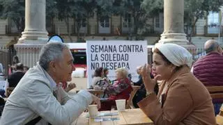 La soledad mata tanto como el tabaco o la obesidad: uno de cada cinco españoles sufre aislamiento