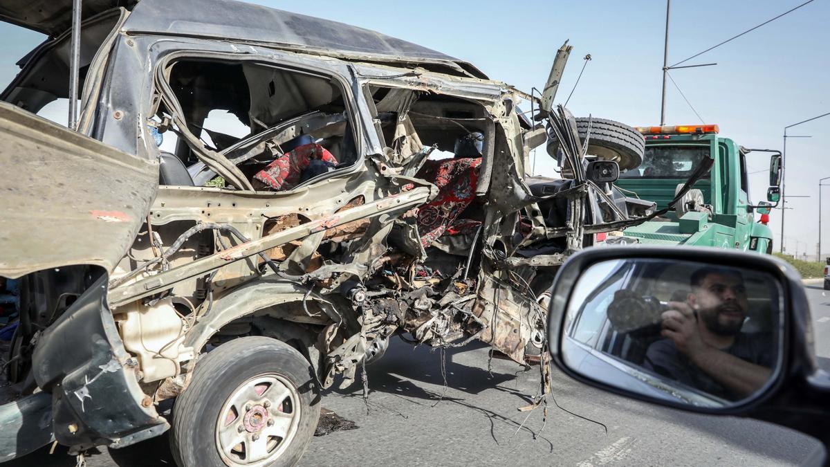 Al menos 7 civiles muertos en dos atentados con bomba en Kabul.