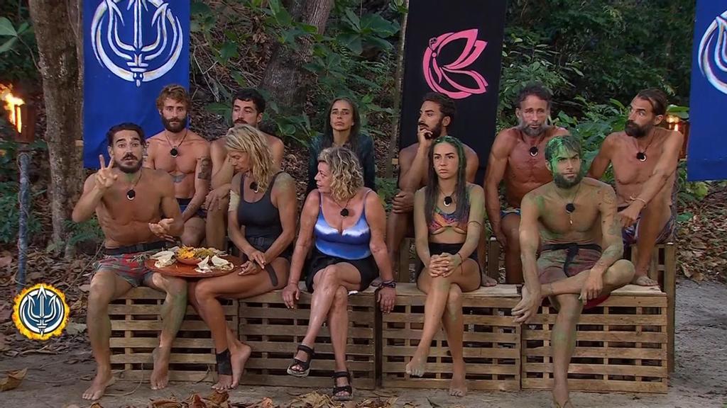 La repartición de comida de Terelu Campos siembra el caos en 'Supervivientes  2025'