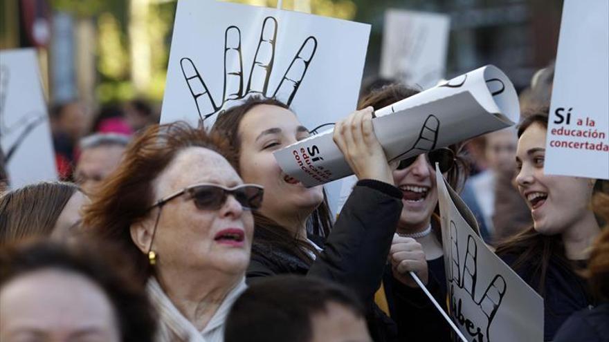 La Justicia obliga a la DGA a mantener un aula concertada en cuatro colegios