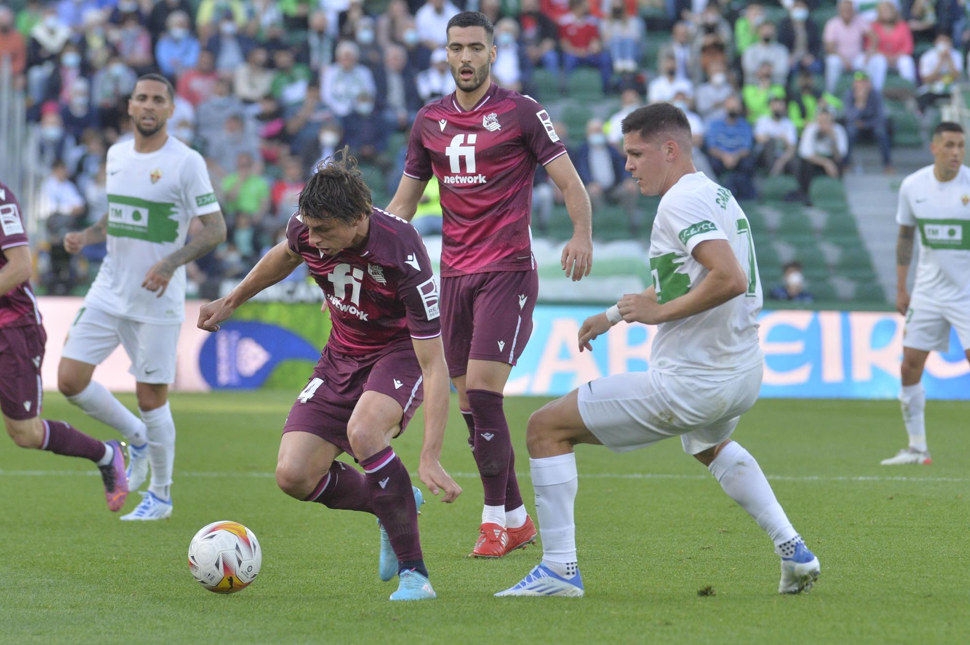 Imágenes del encuentro entre el Elche CF y la Real Sociedad.zip