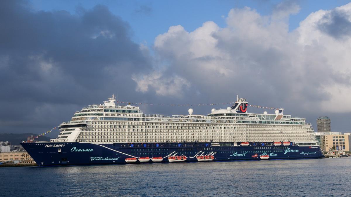 Los cruceros se suman al ritmo  del Carnaval de Las Palmas de Gran  Canaria durante febrero.