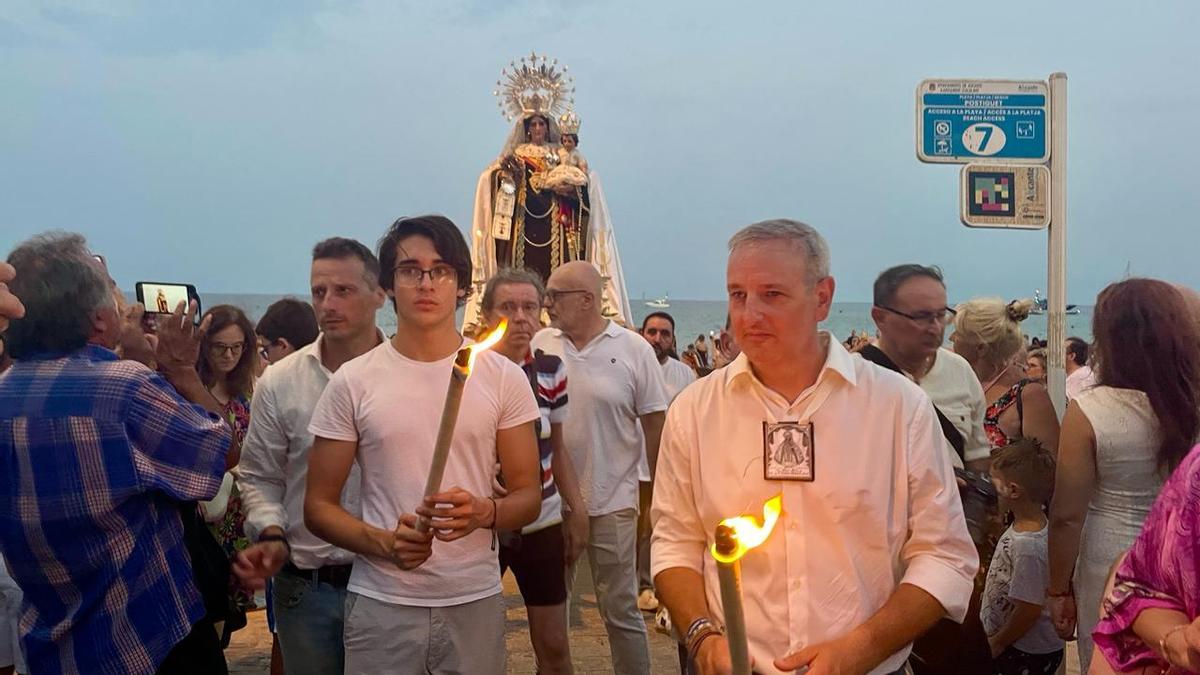 La Virgen del Carmen desembarca en Alicante