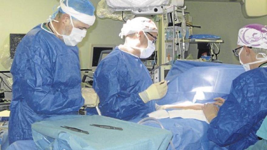 El Salud estrena una cirugía para tumores hasta ahora inoperables