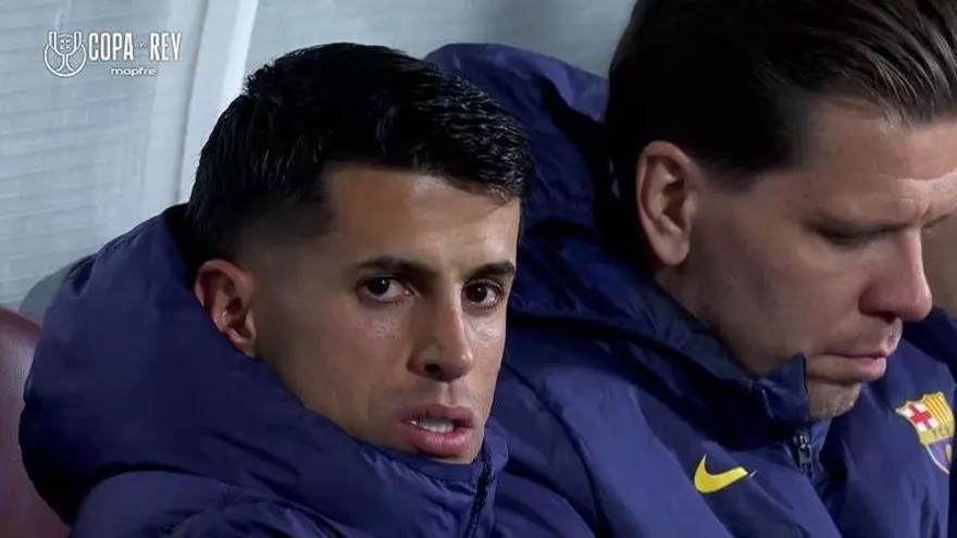 Cancelo no da con la tecla: Esta fue su reacción al ser cambiado en la segunda parte