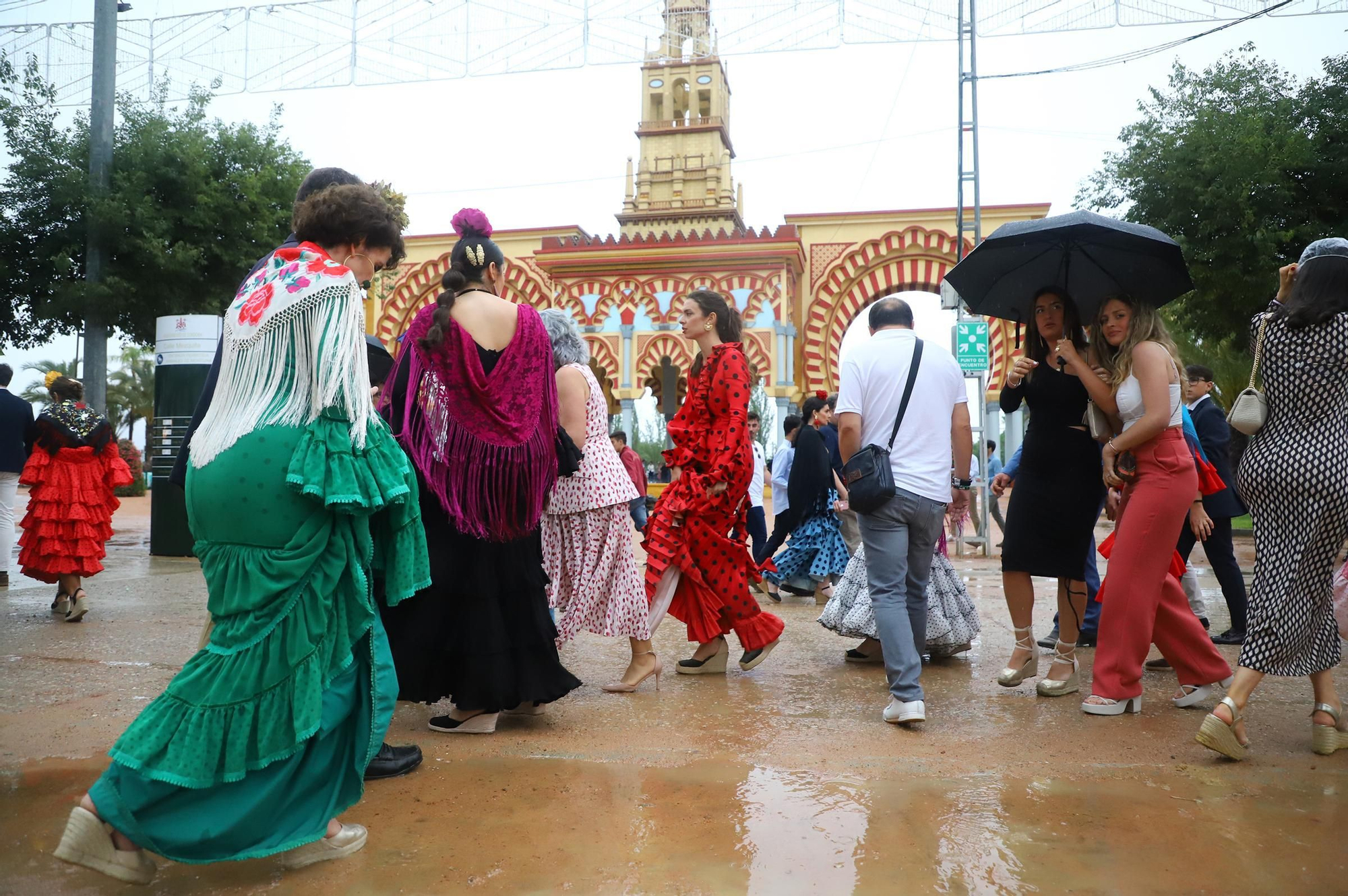 El primer día de Feria marcado por la lluvia