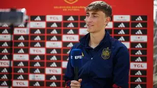 Quién es Dean Huijsen, el central convocado con España tras la lesión de Iñigo Martínez