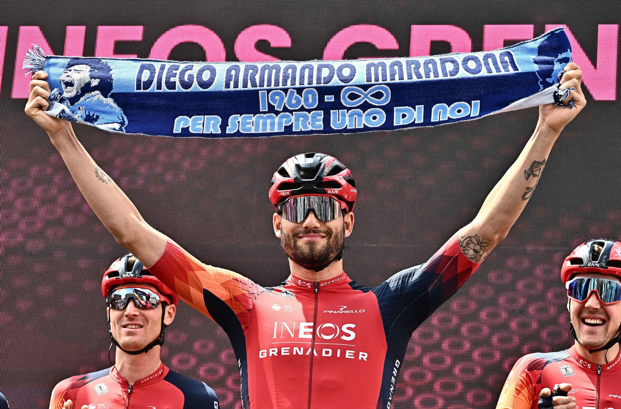 Filippo Ganna se despide del Giro por COVID