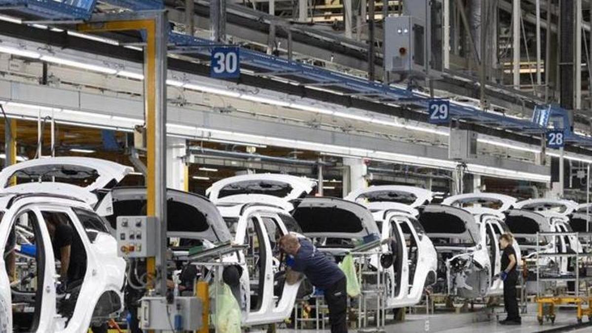 El automóvil español ya habla chino