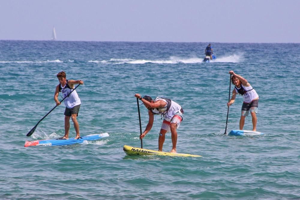 Por mar, de pie, y a remo en Torrevieja