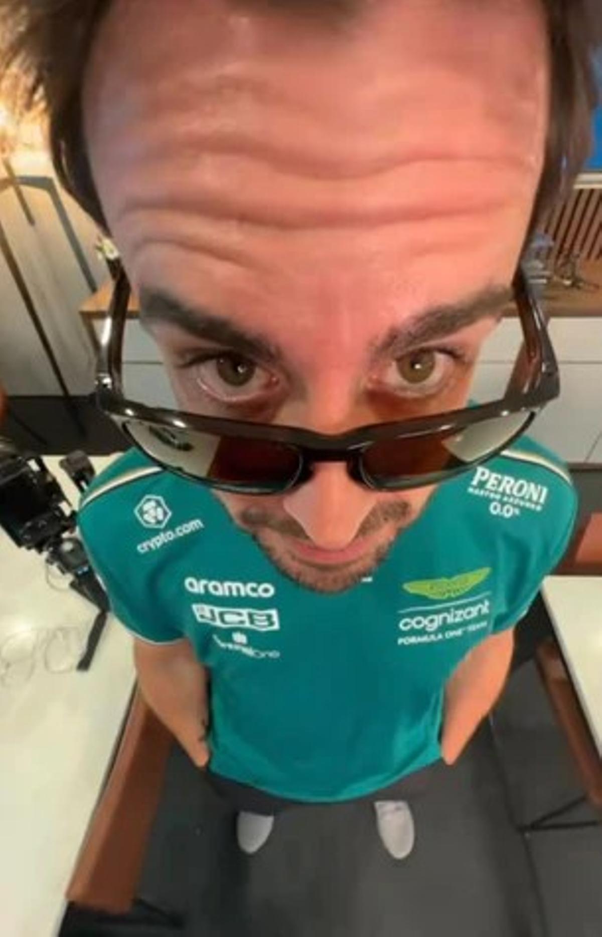 Fernando Alonso es el protagonista del meme de 'Me repites ese numerín', en las redes sociales.