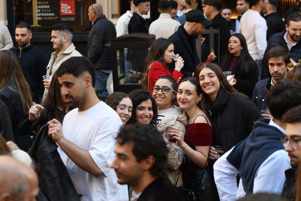 Murcia se echa a las calles durante el tardeo de Nochebuena