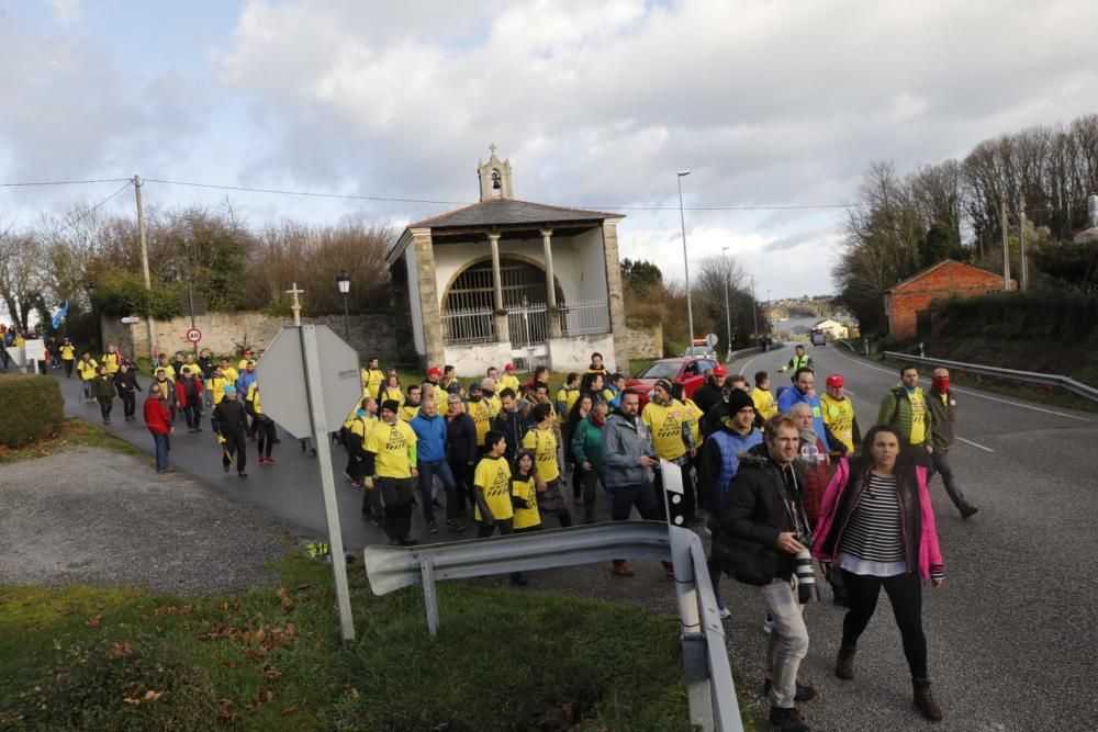 Los trabajadores de Alcoa de Asturias y Galicia se concentran en Vegadeo