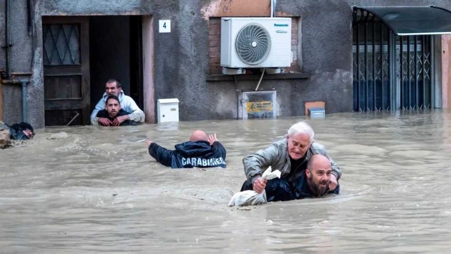 Cinc morts i diversos desapareguts a causa d&#039;un violent temporal de pluges a Itàlia