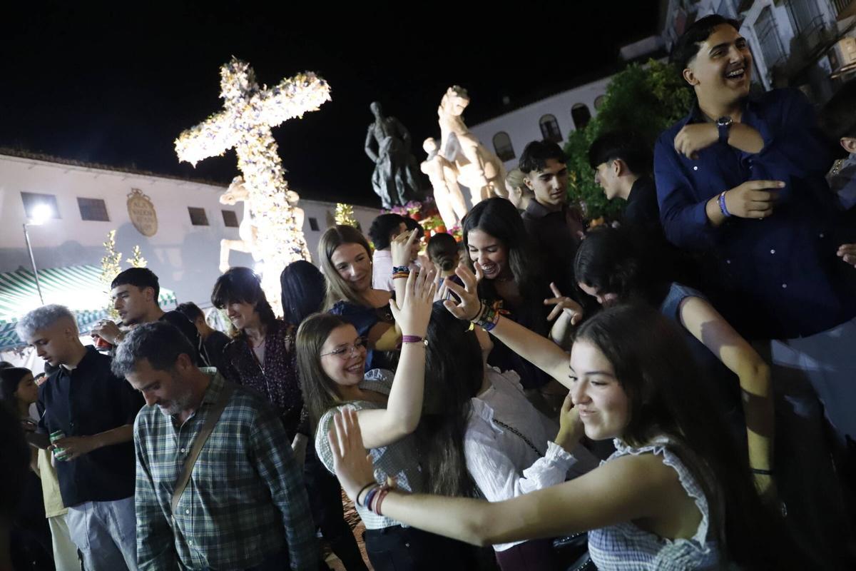 Noche de ‘juernes’ en las Cruces de Córdoba