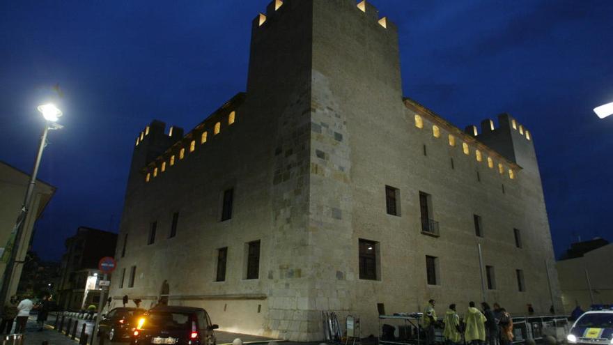 Imagen de archivo del centro de Alaquàs, con el castillo en primer plano.