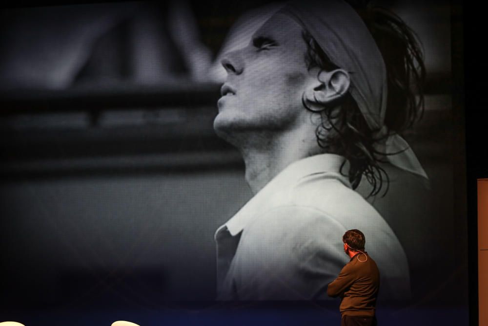 Toni Nadal llena el Teatro Calderón de Alcoy