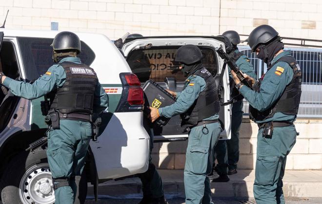 Golpe de la Guardia Civil contra contra el tráfico de personas en Alicante