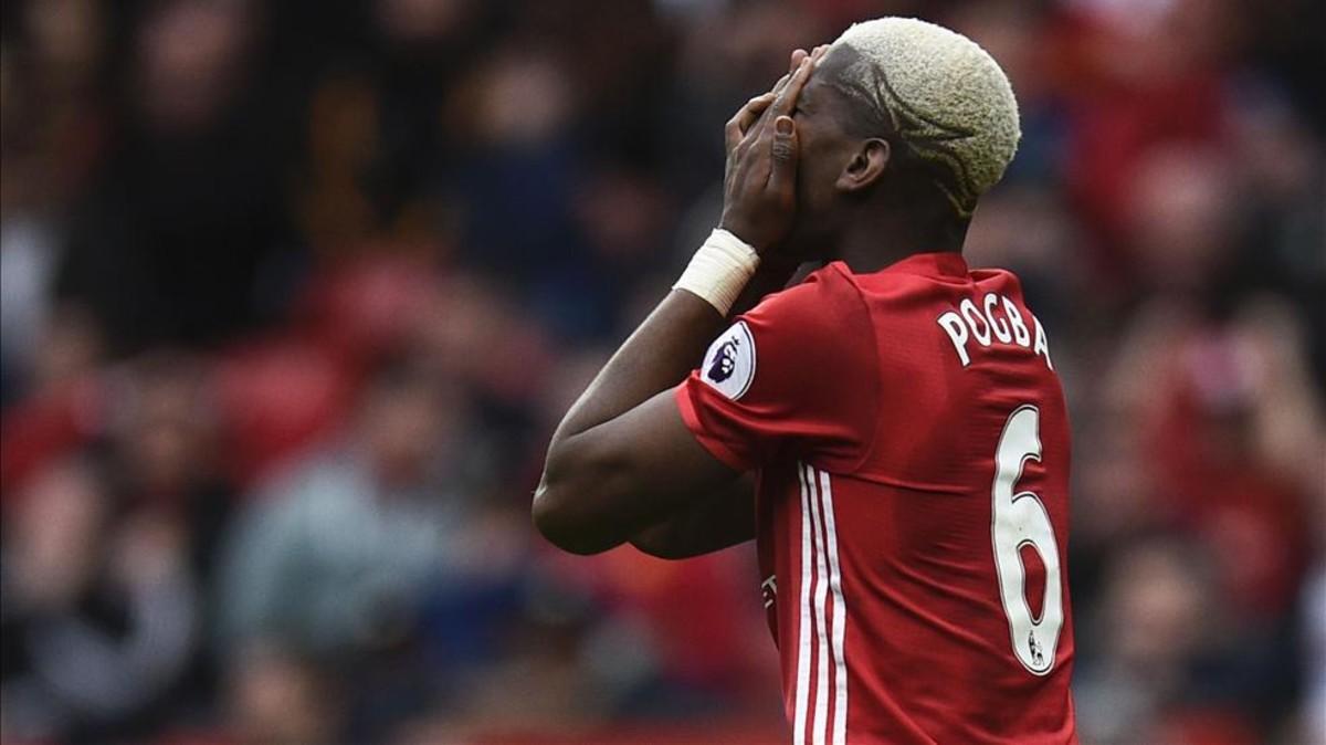 Ibrahimovic dobla, prácticamente, en salario a Pogba