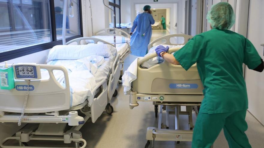 Más sueldo para atraer a auxiliares de enfermería y técnicos especialistas a Ibiza y Formentera