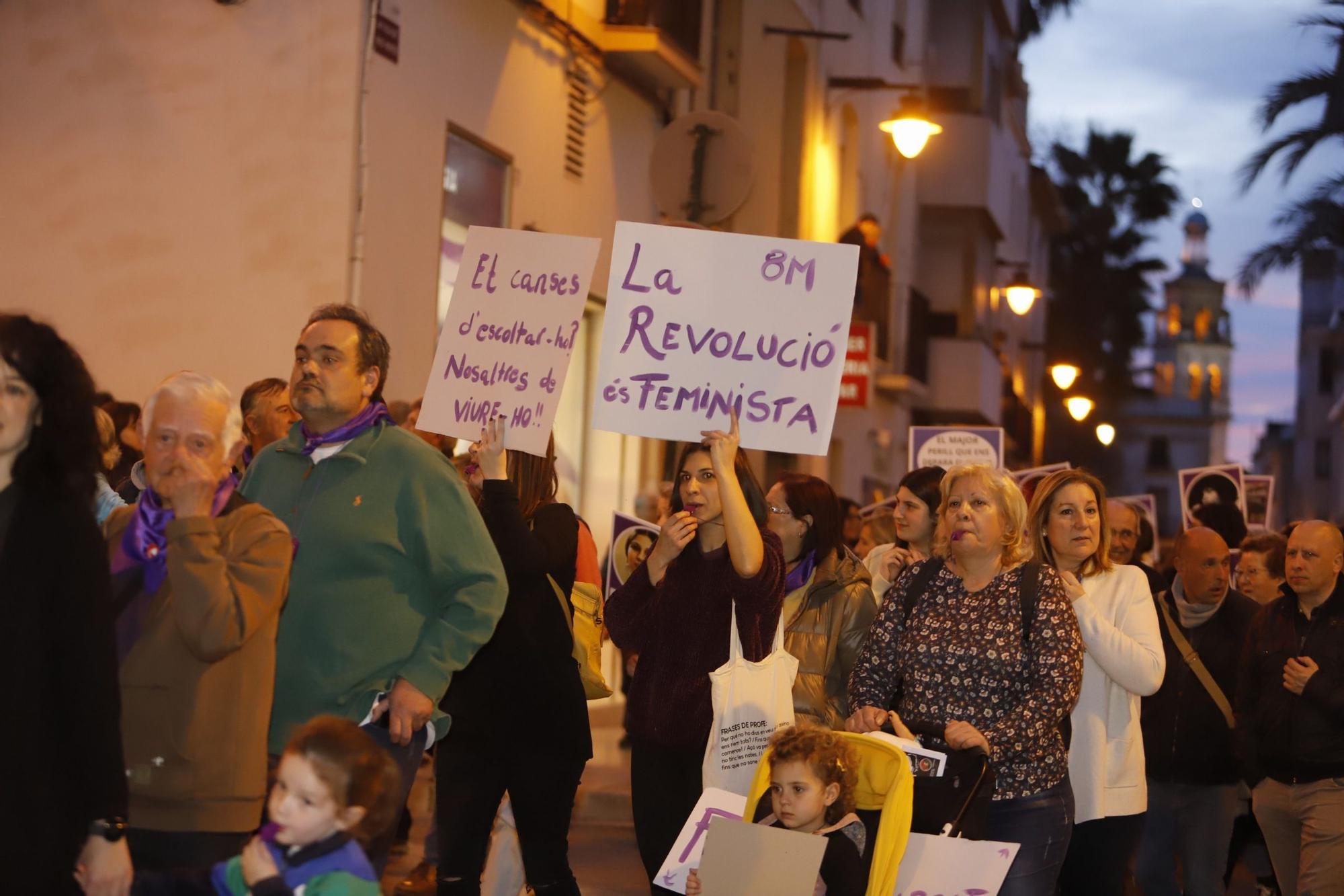 Manifestaciones y actos por el 8M en Ontinyent y Xàtiva