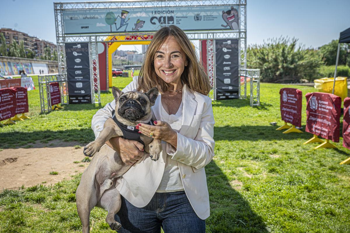 CAN WE RUN BARCELONA. La carrera organizada por Prensa Ibérica y El Periódico de Catalunya con la colaboración de Sport ,  donde las personas y sus mascotas perrunas corren en familia