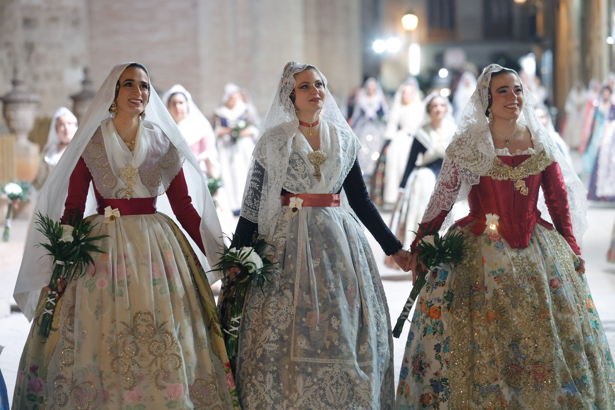 Todas las fotos de la Ofrenda del 17 de marzo por la calle San Vicente de 20:00 a 21:00 horas