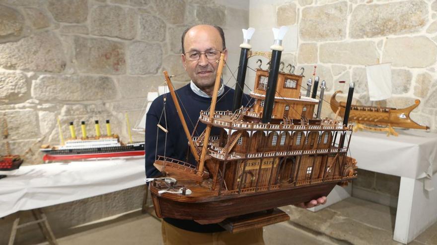 Historia de barcos en la Capela do Hospital.